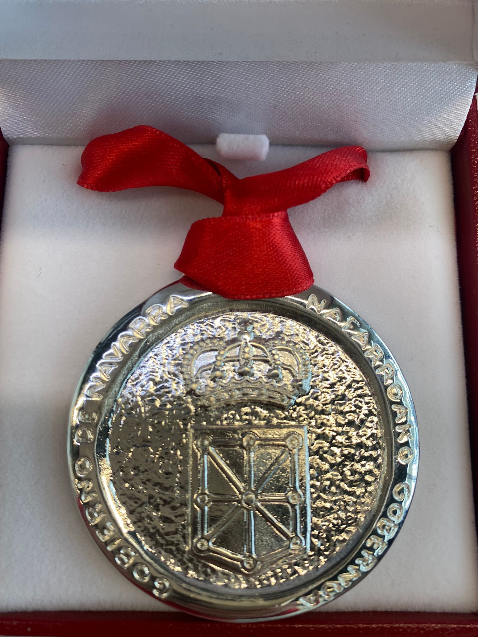 EDUARDO, MAIKA y OSKAR, GALARDONADOS CON LA MEDALLA DE PLATA AL MÉRITO DEPORTIVO DEL GOBIERNO DE NAVARRA 2021